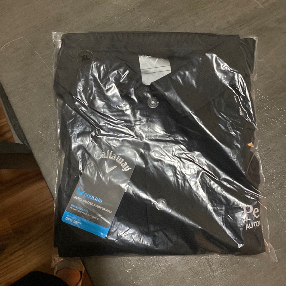 Brand new X-Large Callaway polo Shirt.
